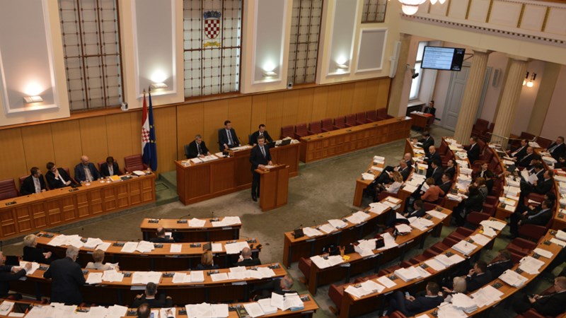 Predsjednik Vlade u Saboru pozvao na političku zrelost i odgovornost: Bilo bi protuustavno ne poduzeti ništa